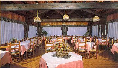 Alp Hotel อาออสตา ร้านอาหาร รูปภาพ